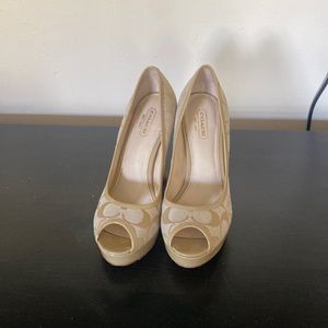 Nude Coach peep toe